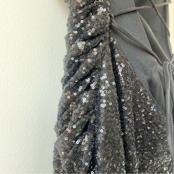 Jovani JVN Prom/Formal Black Sequined V-Neck Open/Lace Up Back Dress Size 4 - Picture 10 of 12